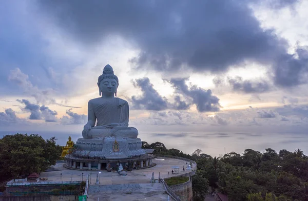 Widok Lotu Ptaka Ciemnoniebieski Chmura Nad Phuket Duży Budda — Zdjęcie stockowe