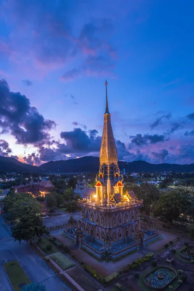 Vista Aerea Panorama Scenario Tramonto Sopra Chalong Pagoda Phuket Province — Foto Stock