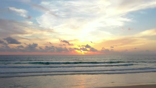 Landschaft Blick Auf Strand Meer Sommer Tag Bei Sonnenuntergang — Stockvideo