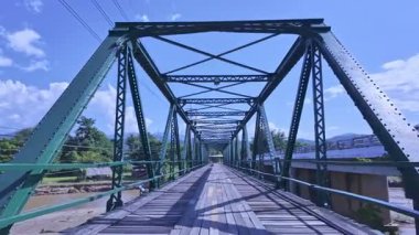 Pai Anıt Köprüsü, Tayland 'da 2. Dünya Savaşı' ndan kalma tarihi bir anıt..