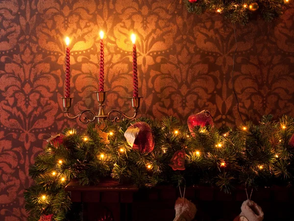 Різдвяні прикраси зі свічками — стокове фото