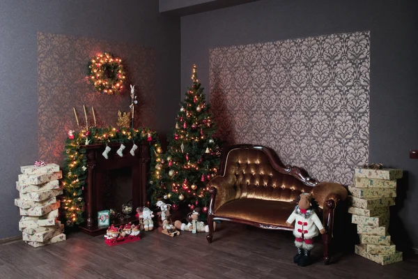 şömine ile Noel iç