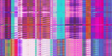 Mor Leylak Mavisi Hipnotik Dalgalar Arıza Sanat Arkaplanı. Bozulmuş Geometrik Yüzey. Soyut grunge deseni. Bozulma Ekran Dokusunu. Renkli Gürültü Arkaplanı.