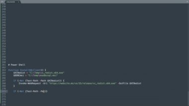 PowerShell Programlama Kaynak Kod Yazma Efekti. PowerShell Programcısı Ticker Renkli Komutlar Düzenleyici Ekranı. Ağ Geliştirme Teknoloji Eğitimi. Koyu mavi arka plan. Mavi Leylak Sarı Turuncu Renk Vurgulaması. 