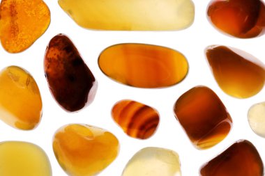 Sarı Agate mücevher taşları beyaz ışık izole arkaplan üzerindeki nadir doku