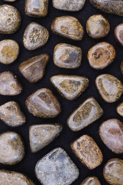 Bronzite Rzadkie Klejnoty Tekstury Kamieni Czarnym Tle — Zdjęcie stockowe