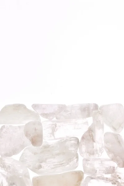 Clear Kunzite Heap Jewel Stones Texture Half White Light Isolated — Stock Photo, Image