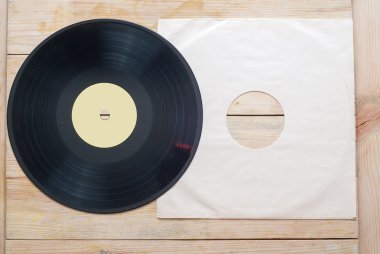 Vinil kaydı kopya alanı önünde bir koleksiyon Albümler kukla başlıklar, vintage süreci ile