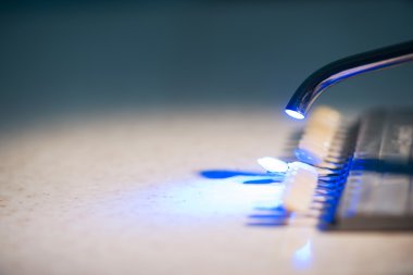 Dişçi aleti diş Kliniği. İşlem, diş değiştirme.