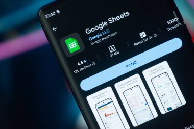 Dhaka, Bangladeş 26 Aralık 2025: Google Sheets, Google tarafından işletilen bir hesap tablosu servisidir..