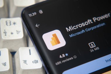Dhaka, Bangladeş 26 Aralık 2025: Microsoft Powerpoint uygulaması akıllı telefonda. Microsoft PowerPoint, Microsoft tarafından geliştirilen bir sunum programıdır..
