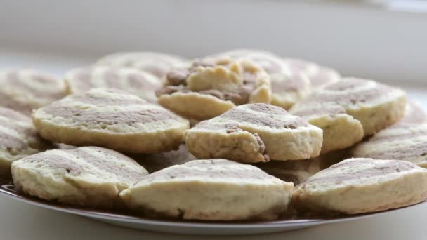 Frische hausgemachte Plätzchen — Stockvideo