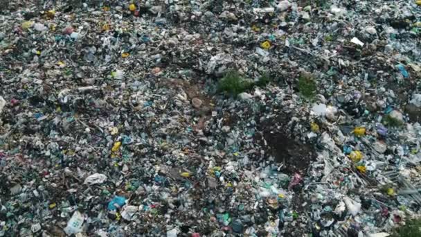 Vista panorâmica sobre um aterro de lixo — Vídeo de Stock