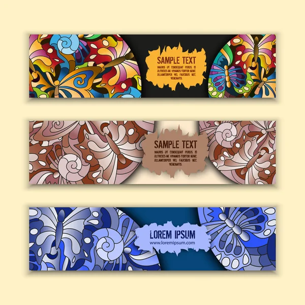 Kelebekler şeklinde doodle elemanları ile Afişler 