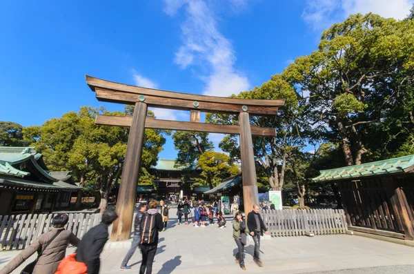 Tokyo, japan - 26. januar 2016: meiji-jingo-schreintor in tokyo japan. — Stockfoto