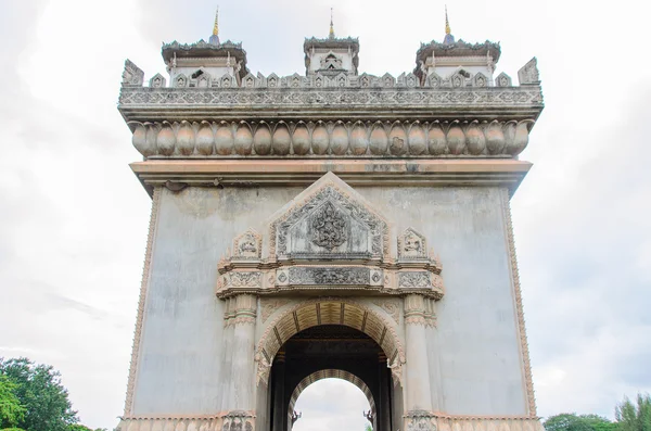 Patuxai, a memorial monument, in Vientiane, Laos — Stock Photo, Image