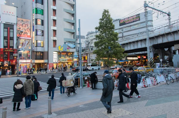 Tokyo, Japon - 7 février 2014 : une des rues près de la gare d'Ueno — Photo