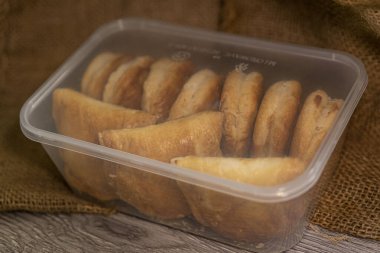 Ünlü Ipoh Hindistan cevizi reçelli puf böreği (Kaya puff))