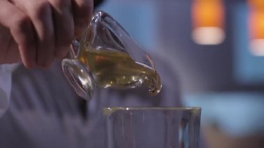 Tatlım kokteyl için ekleme