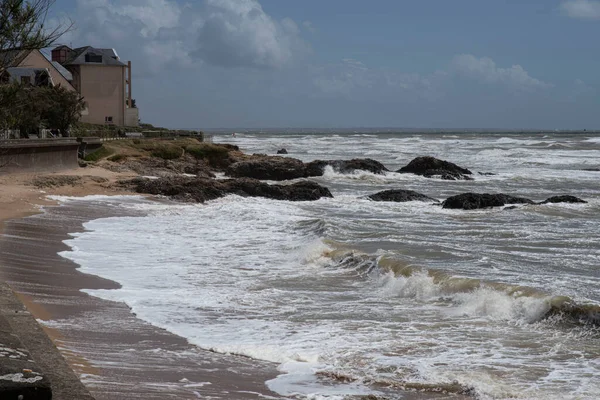 Olas Sobre Rocas Bretaña Francia — Foto de Stock