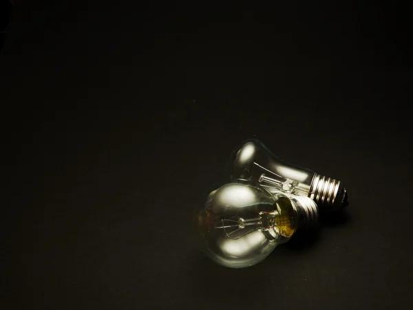 2 つの白熱ランプ — ストック写真