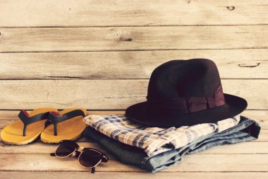 Vintage, ekose gömlek, şapka, Jean ve deri ayakkabı