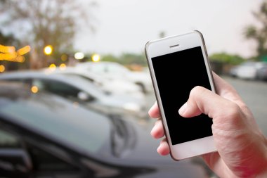 Cep tutun el ile bulanıklık araba park