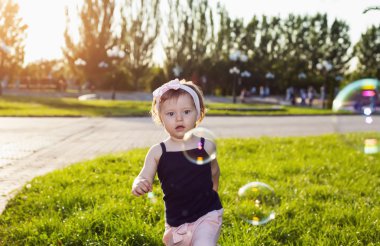 Güzel küçük kız.