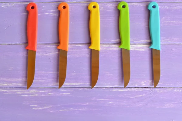 Grupo de facas de cozinha — Fotografia de Stock
