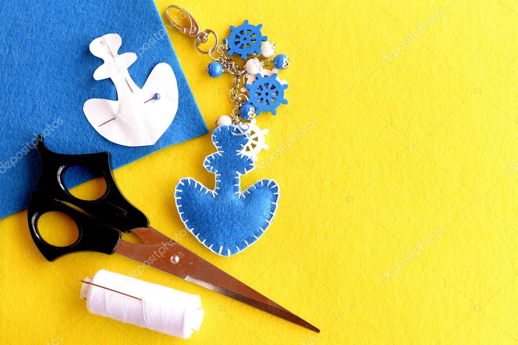 Thread keychain crafts shop
