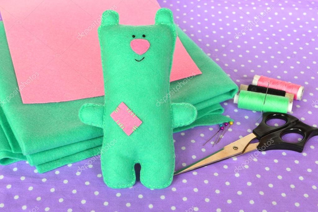 Cute green felt Teddy Handmade children Scissors