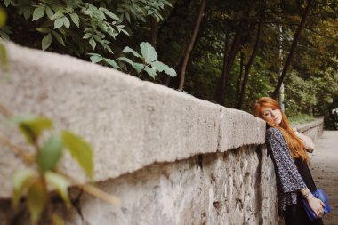 Genç güzel kadın.