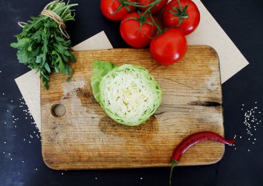 Vejetaryen falafel için malzemeler