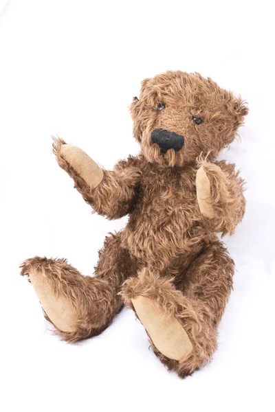 Изолированный античный медведь Тедди — стоковое фото