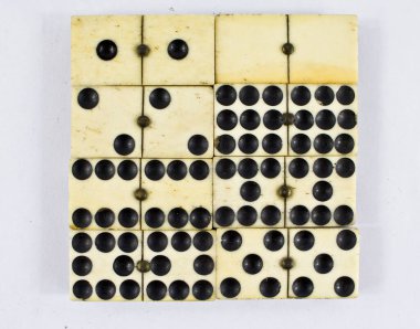 Antika Kemik ve Fildişi Dominoları 