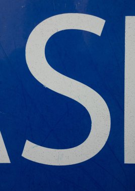 Sıkıntılı Tipografide Yazılı Bir Harf Bulundu