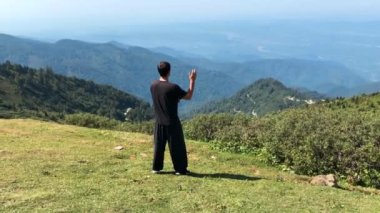 Dağ Görünümü Meditasyonu