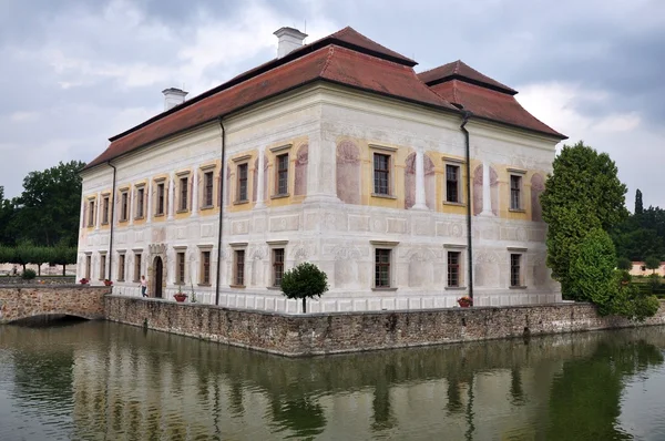 Kratochvle, Czech republic - July 26, 2015: Castle Kratochvle — Stock Photo, Image