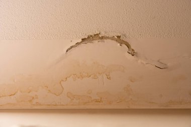 Duvar hasarı Su ve Su lekeleri, İç rutubet sorunu ve Tamir Konsepti