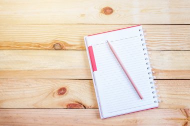 boş açık not defteri ve kalem top rustik ahşap, office görüntüleri kategoriye göre görüntüleyin.