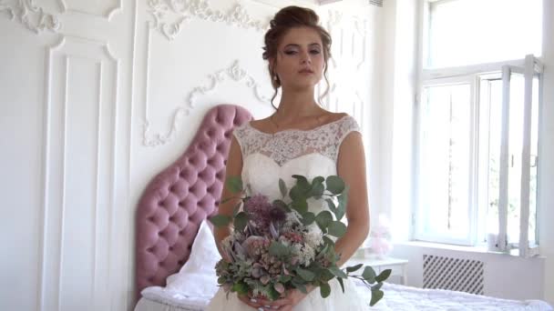 Slow Motion Beautiful Smiling Bride Woman Posing Wedding Dress — ストック動画