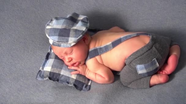 Sleeping Newborn Boy First Days Life — Stockvideo
