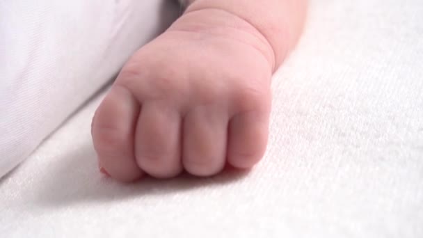 Slow Motion Small Handle Cam Newborn Baby Close — Stockvideo