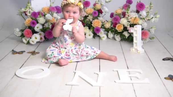 Slow Motion Spring Concept Child Flowers — Stockvideo