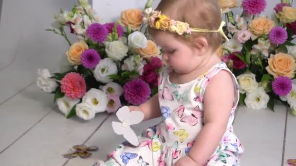 Slow Motion Little Baby Girl Celebrating First Birthday — ストック動画