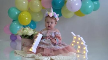 Slow Motion Baby 'nin 1. yaş günü.