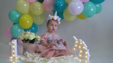 Slow Motion Baby 'nin 1. yaş günü.