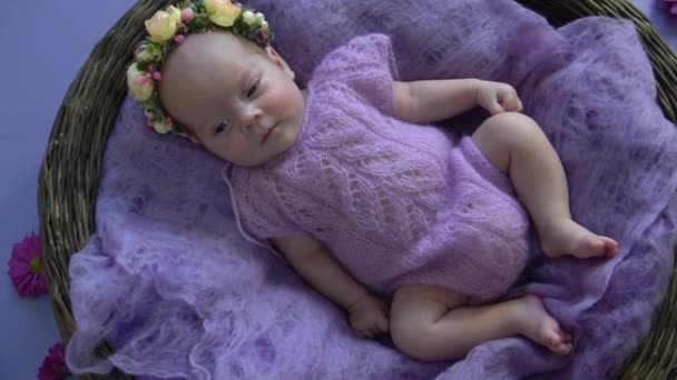 Newborn Baby Girl Flower Her Head — ストック動画