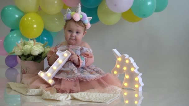 Slow Motion Portrait Little Cheerful Birthday Girl — Stockvideo