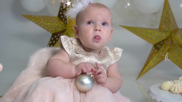 Ano Bebê Menina Vestido Rosa Feliz Aniversário — Vídeo de Stock